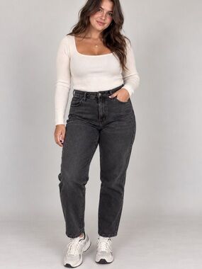 Levi’s High Rise Mom Jeans Size 14W Charcoal Grey Relaxed Straight Leg